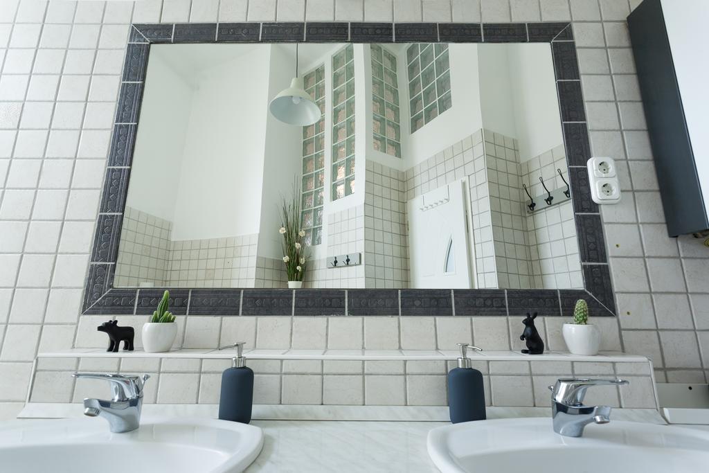 Feel At Home Apartment Будапеща Екстериор снимка